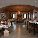 Agriturismo Erbaluna Hotel La Morra