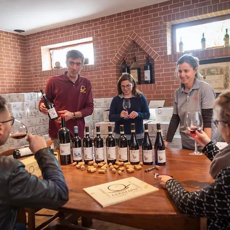 Agriturismo Erbaluna 3* La Morra