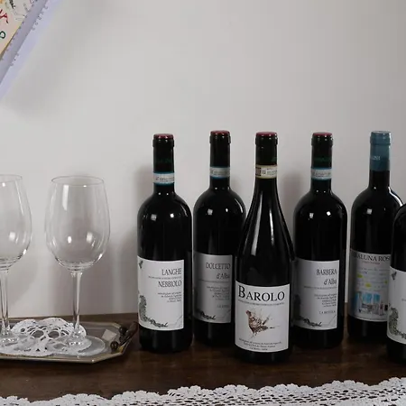 Agriturismo Erbaluna Szálloda La Morra