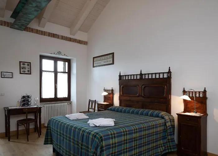 Agriturismo Erbaluna Hotel 3*
