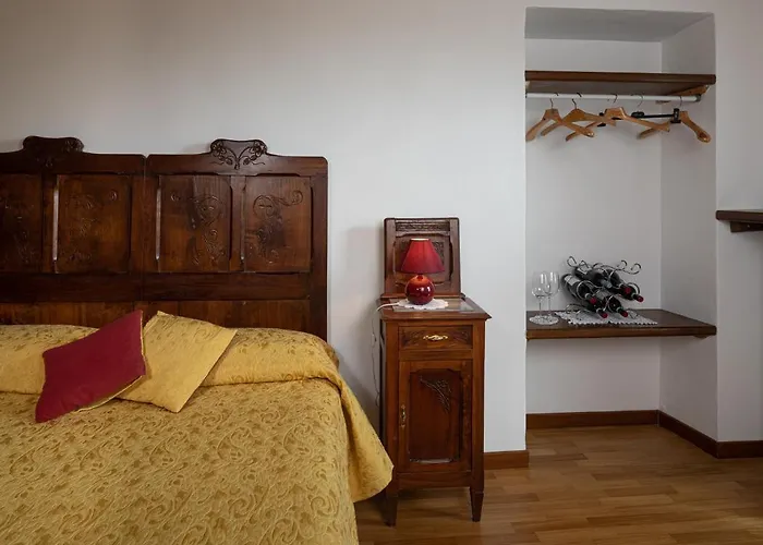 Agriturismo Erbaluna Hotel La Morra