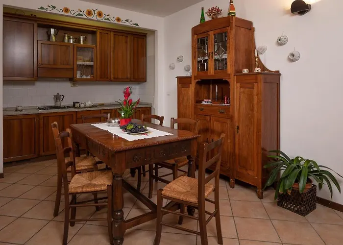Agriturismo Erbaluna Hotel 3*
