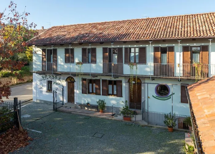 Agriturismo Erbaluna Hotel