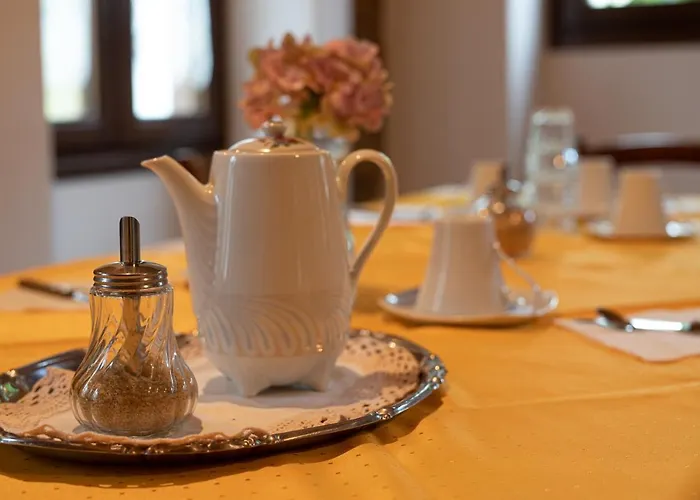 Agriturismo Erbaluna Hotel 3*